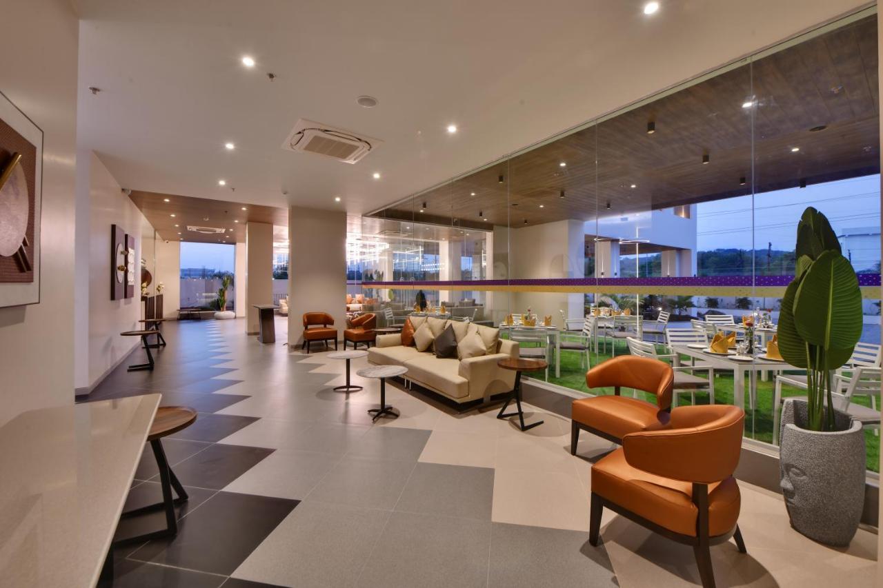 Click Hotel Pithampur Mhow Dış mekan fotoğraf