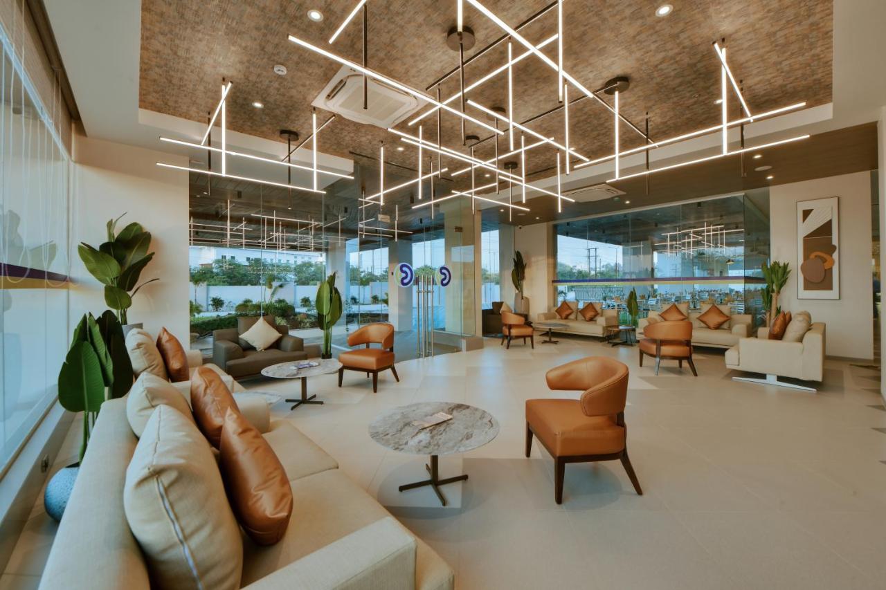 Click Hotel Pithampur Mhow Dış mekan fotoğraf