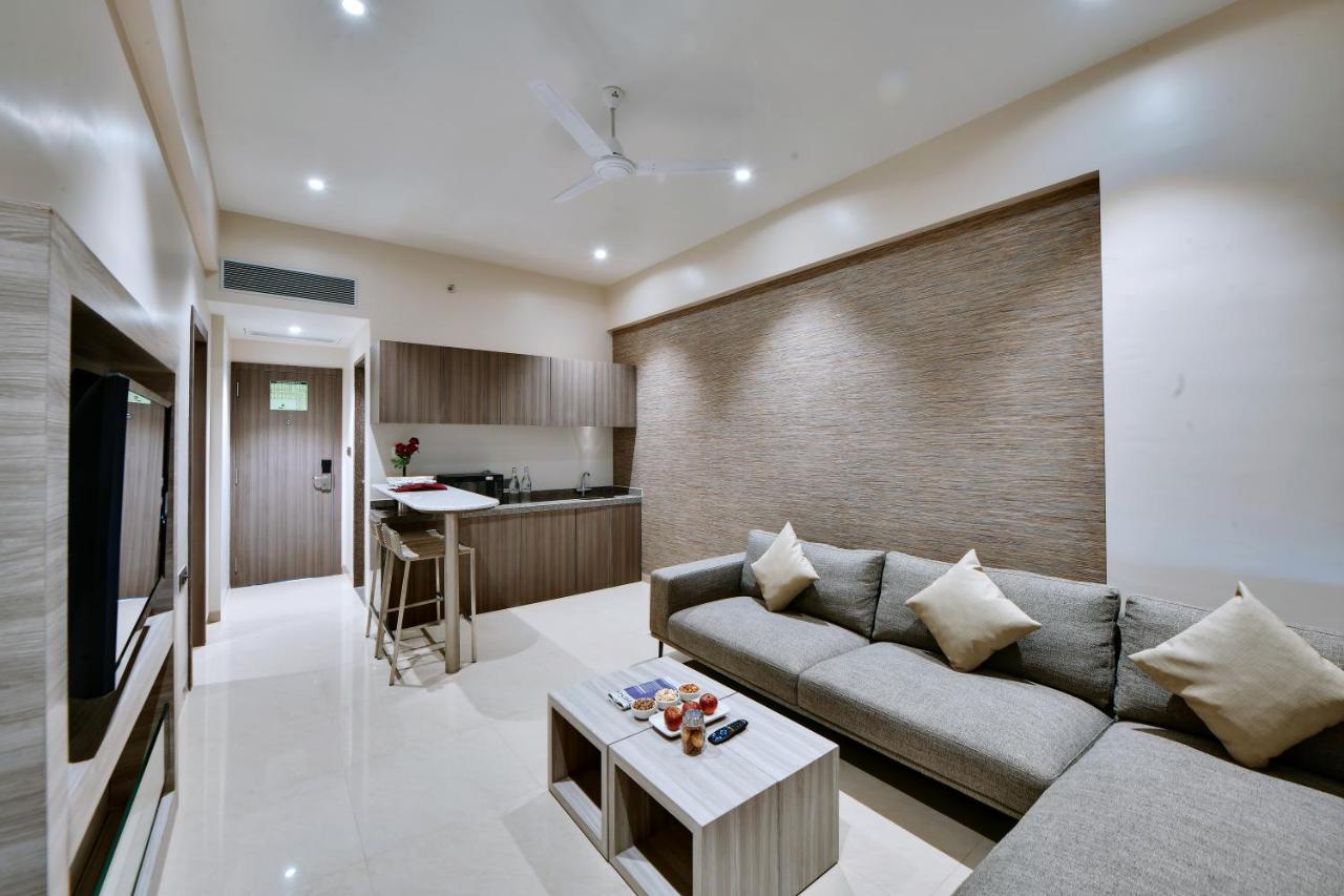 Click Hotel Pithampur Mhow Dış mekan fotoğraf