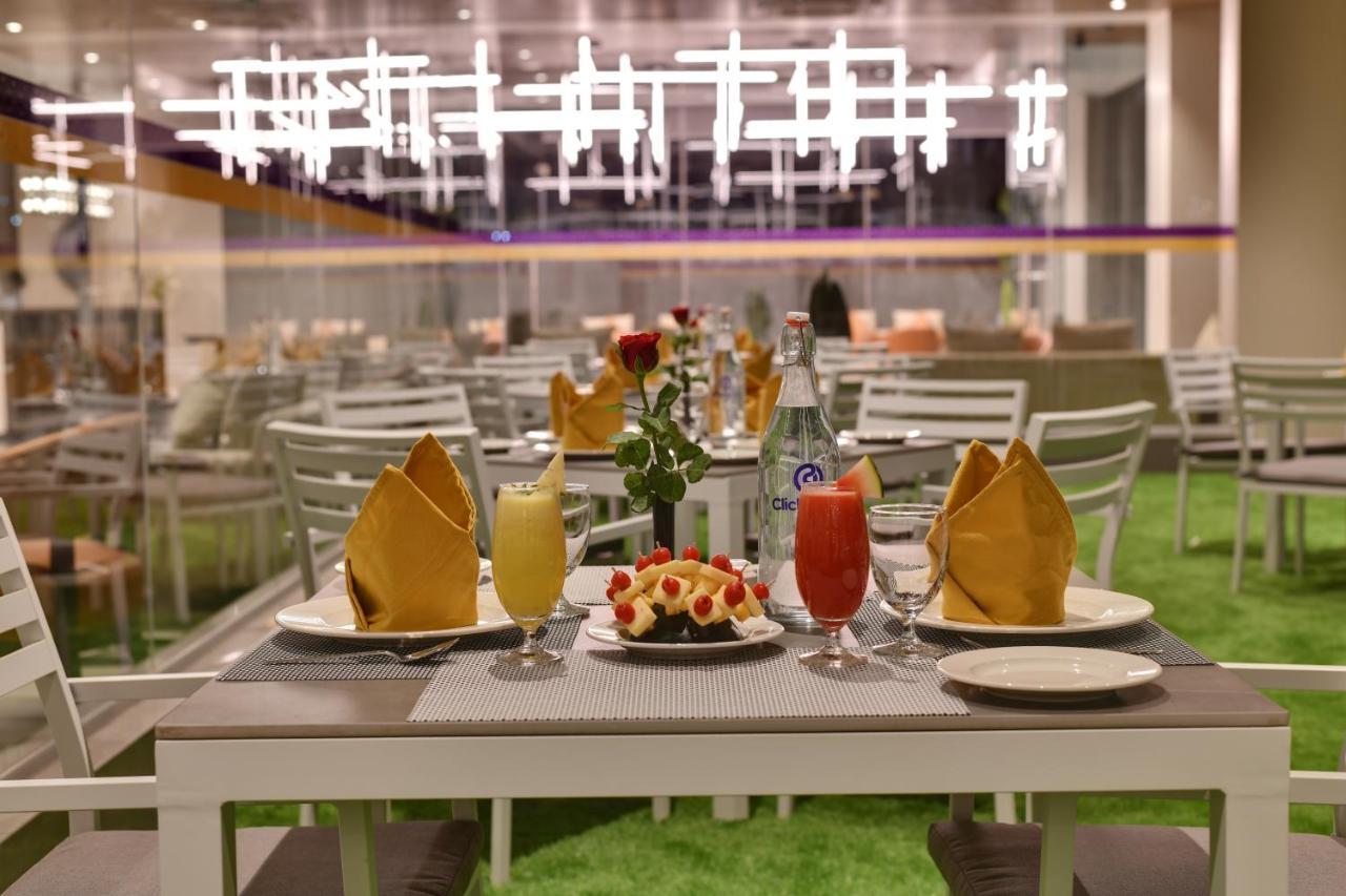 Click Hotel Pithampur Mhow Dış mekan fotoğraf